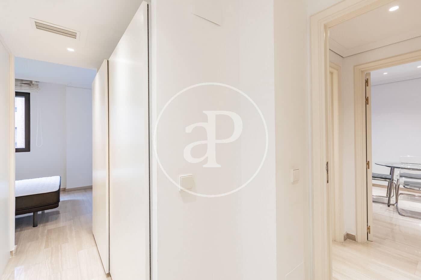 1 sovrum Lägenhet att hyra i Madrid stad - 1 700 € (Ref: 9452137)