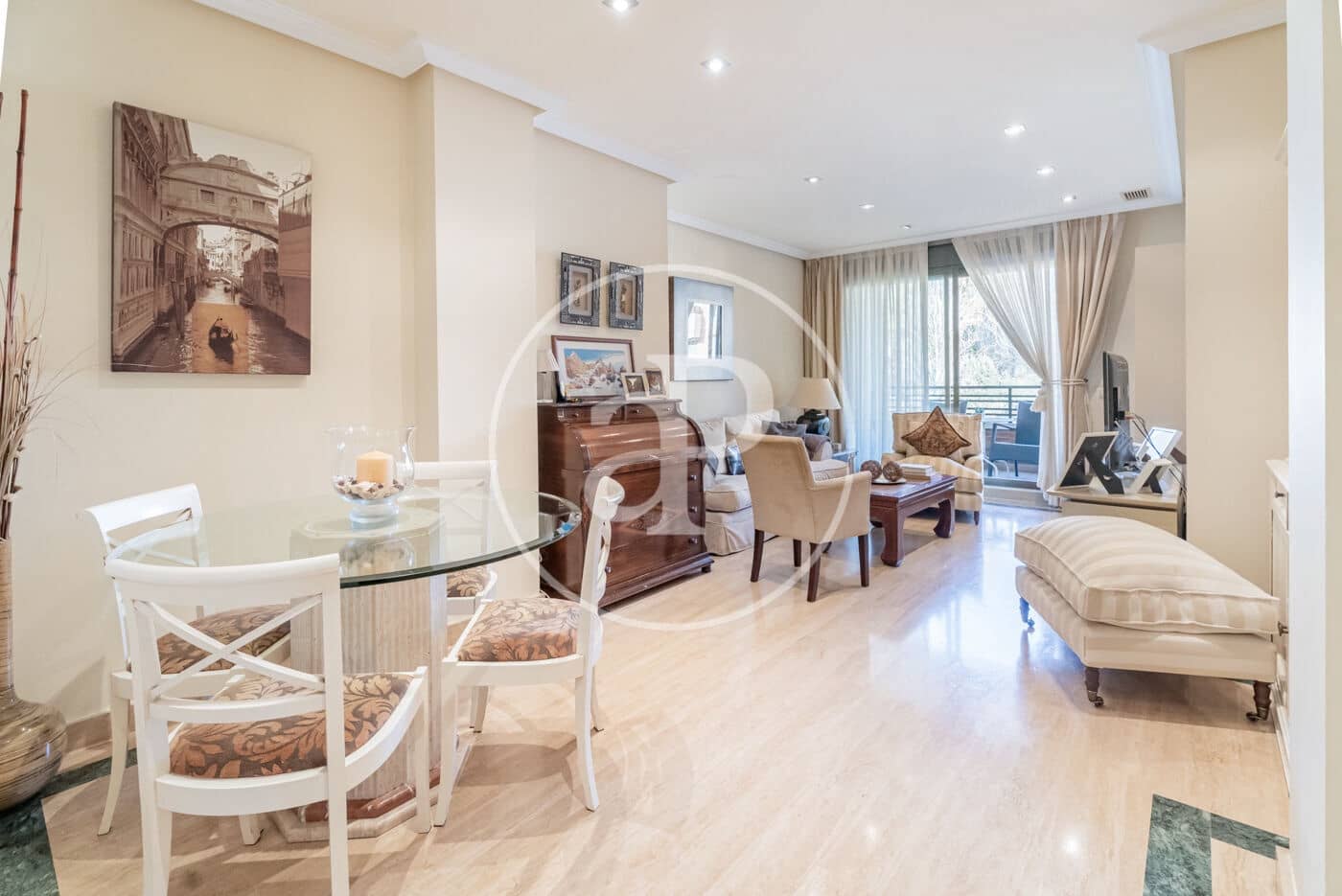 3 makuuhuone Huoneisto myytävänä paikassa Majadahonda mukana uima-altaan - 850 000 € (Ref: 9452138)