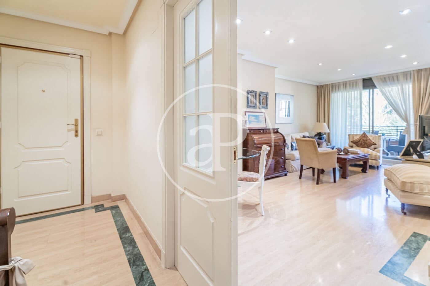 3 makuuhuone Huoneisto myytävänä paikassa Majadahonda mukana uima-altaan - 850 000 € (Ref: 9452138)