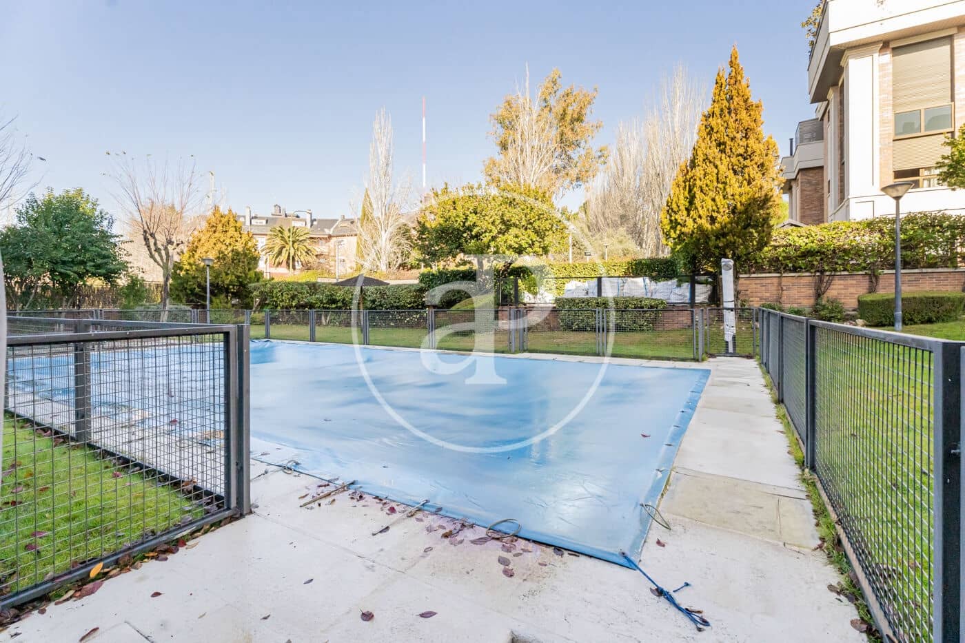 3 makuuhuone Huoneisto myytävänä paikassa Majadahonda mukana uima-altaan - 850 000 € (Ref: 9452138)