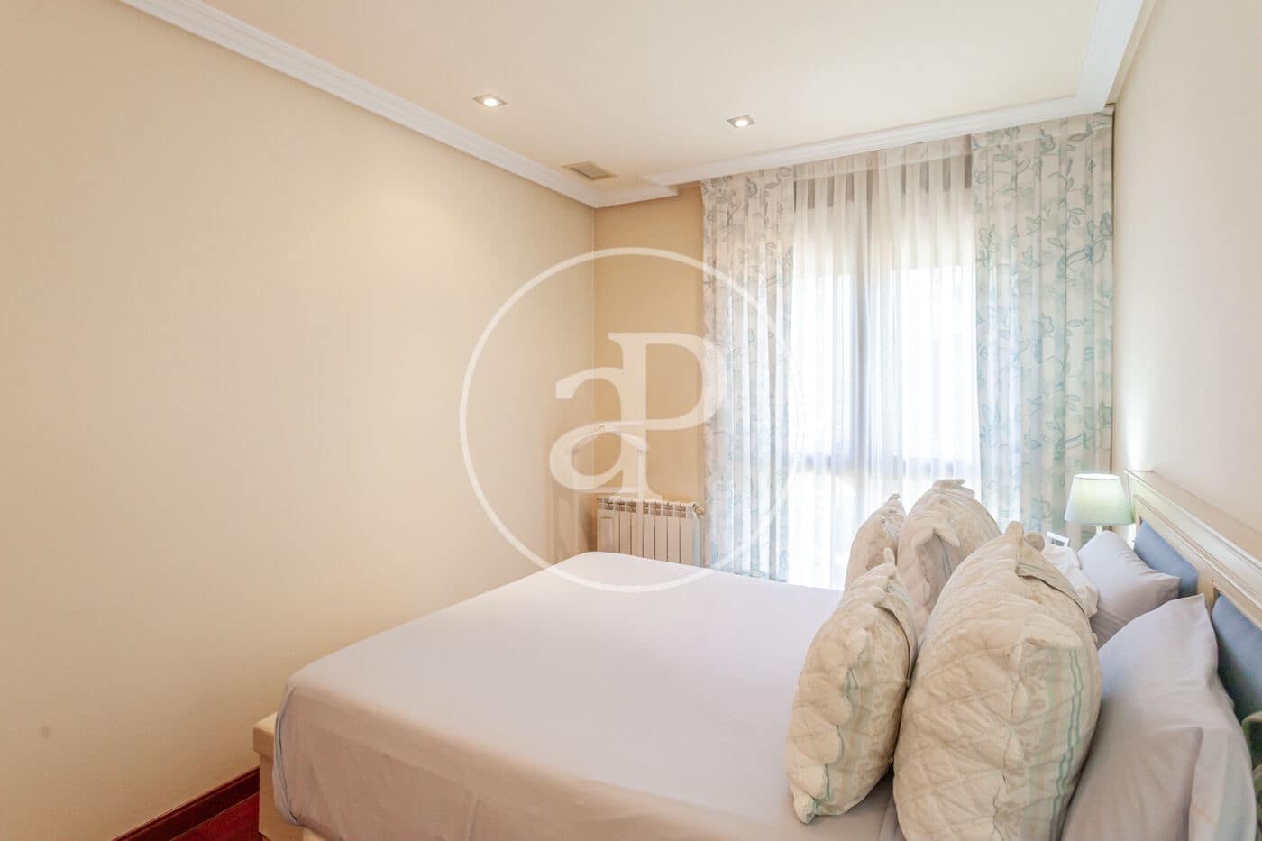 3 bedroom Apartment for sale in Majadahonda with pool - € 825,000 (Ref: 9452138)