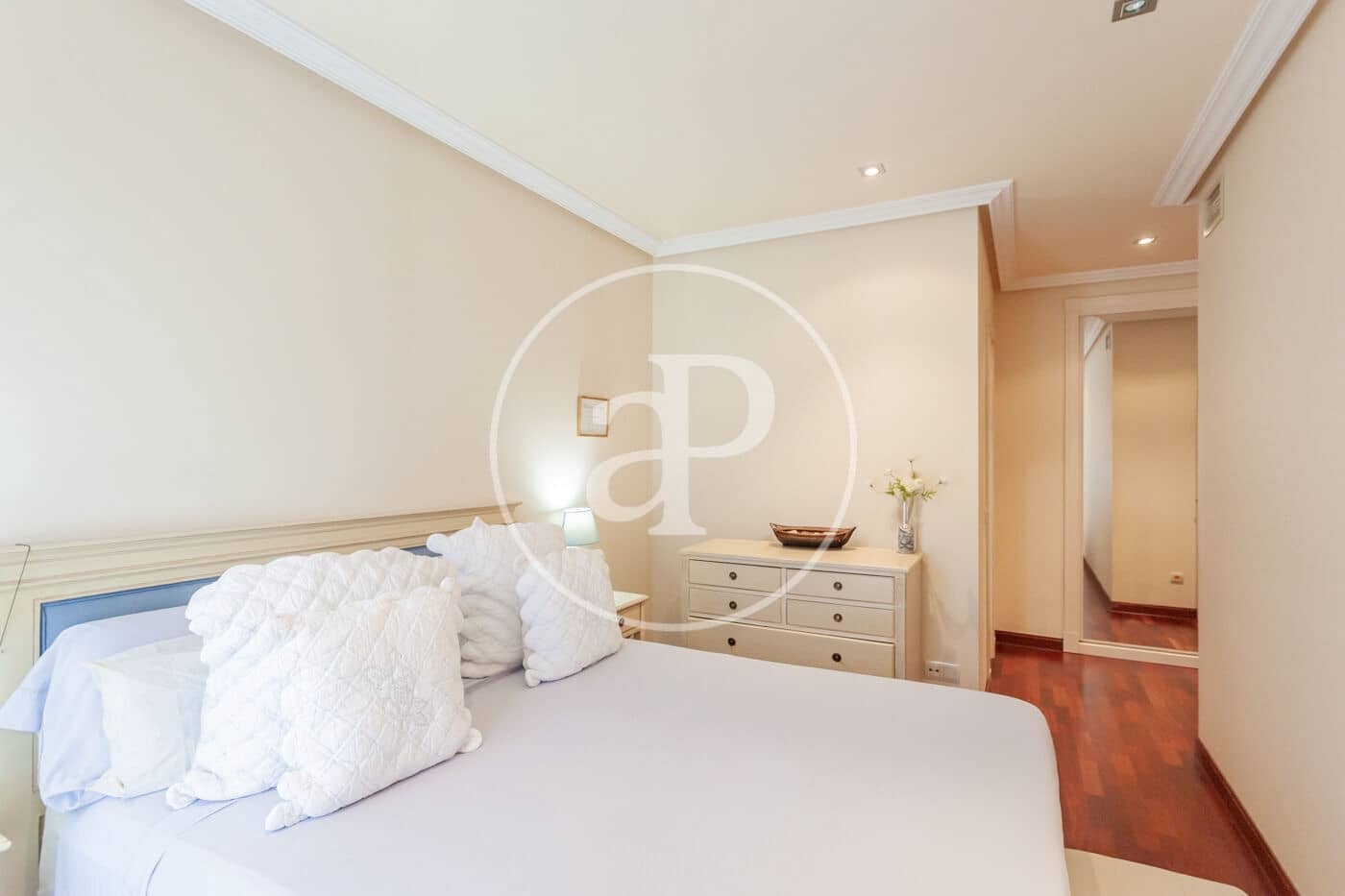 3 bedroom Apartment for sale in Majadahonda with pool - € 825,000 (Ref: 9452138)