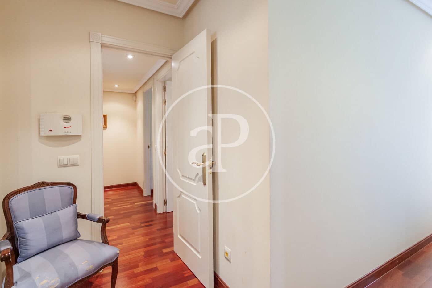 3 bedroom Apartment for sale in Majadahonda with pool - € 825,000 (Ref: 9452138)