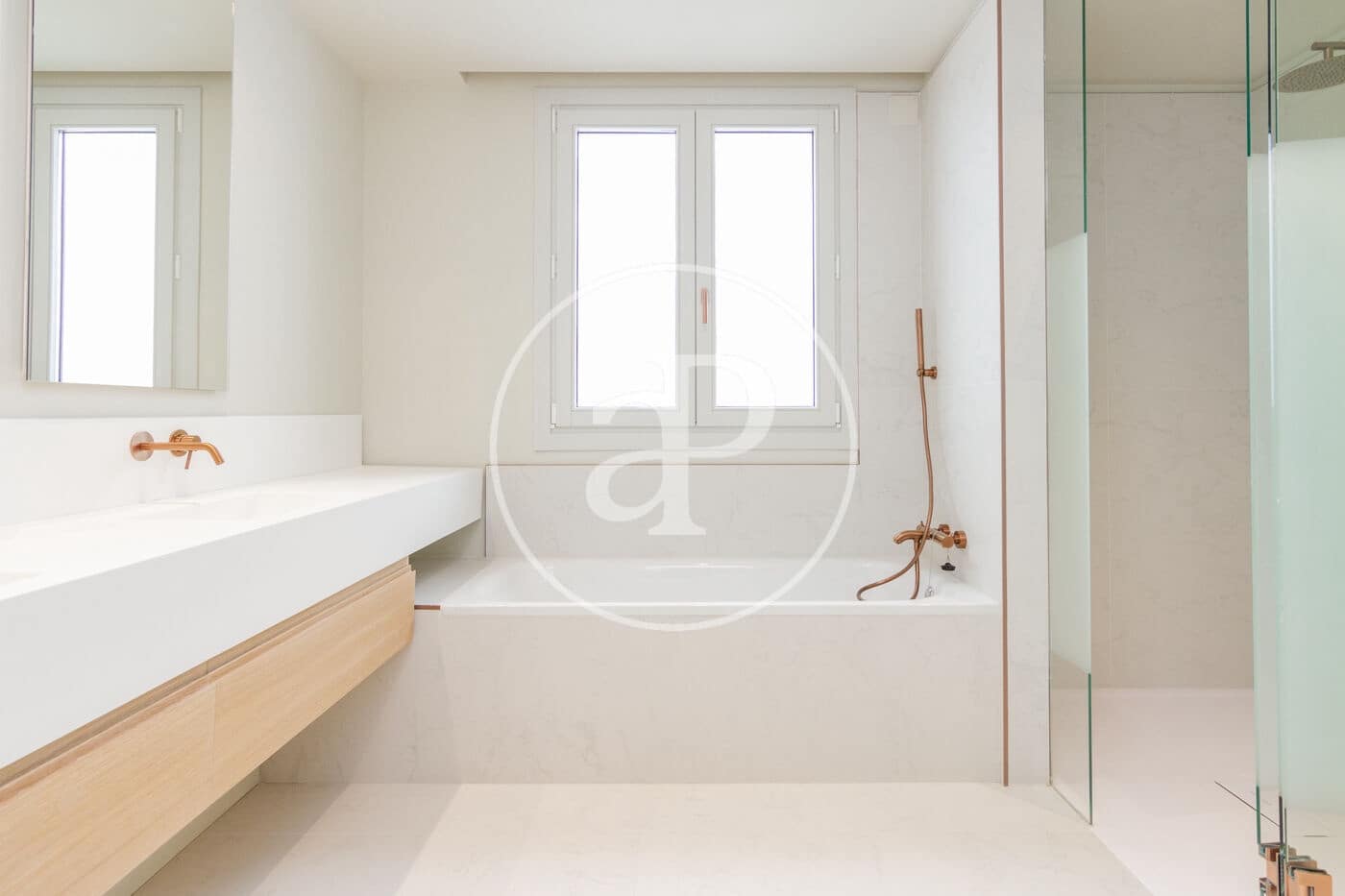 3 sovrum Lägenhet att hyra i Madrid stad med pool - 5 500 € (Ref: 9452140)