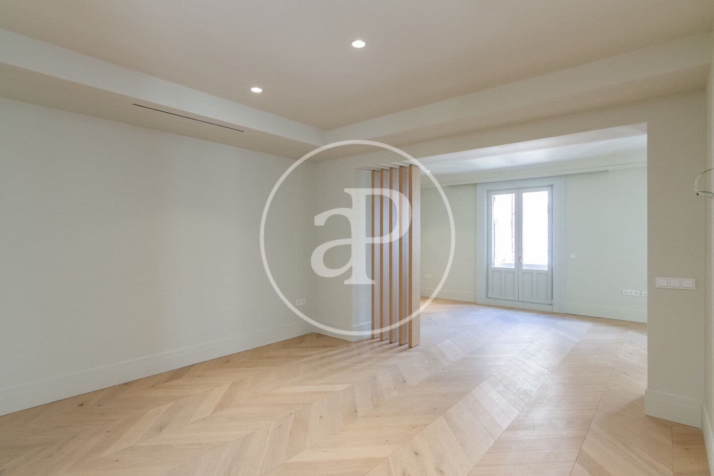3 sovrum Lägenhet att hyra i Madrid stad med pool - 5 500 € (Ref: 9452140)