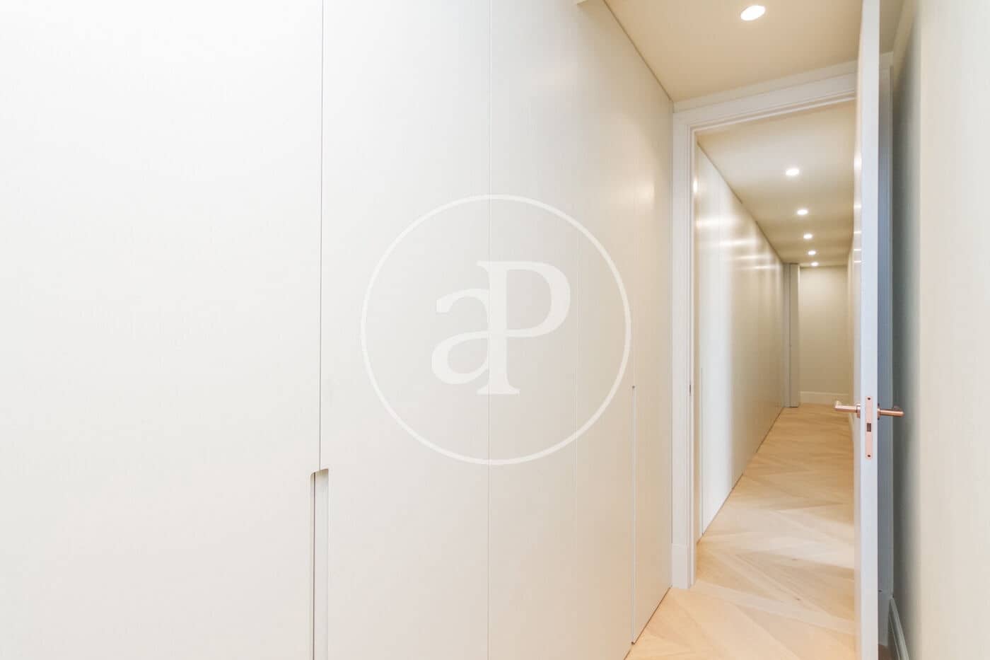 3 sovrum Lägenhet att hyra i Madrid stad med pool - 5 500 € (Ref: 9452140)