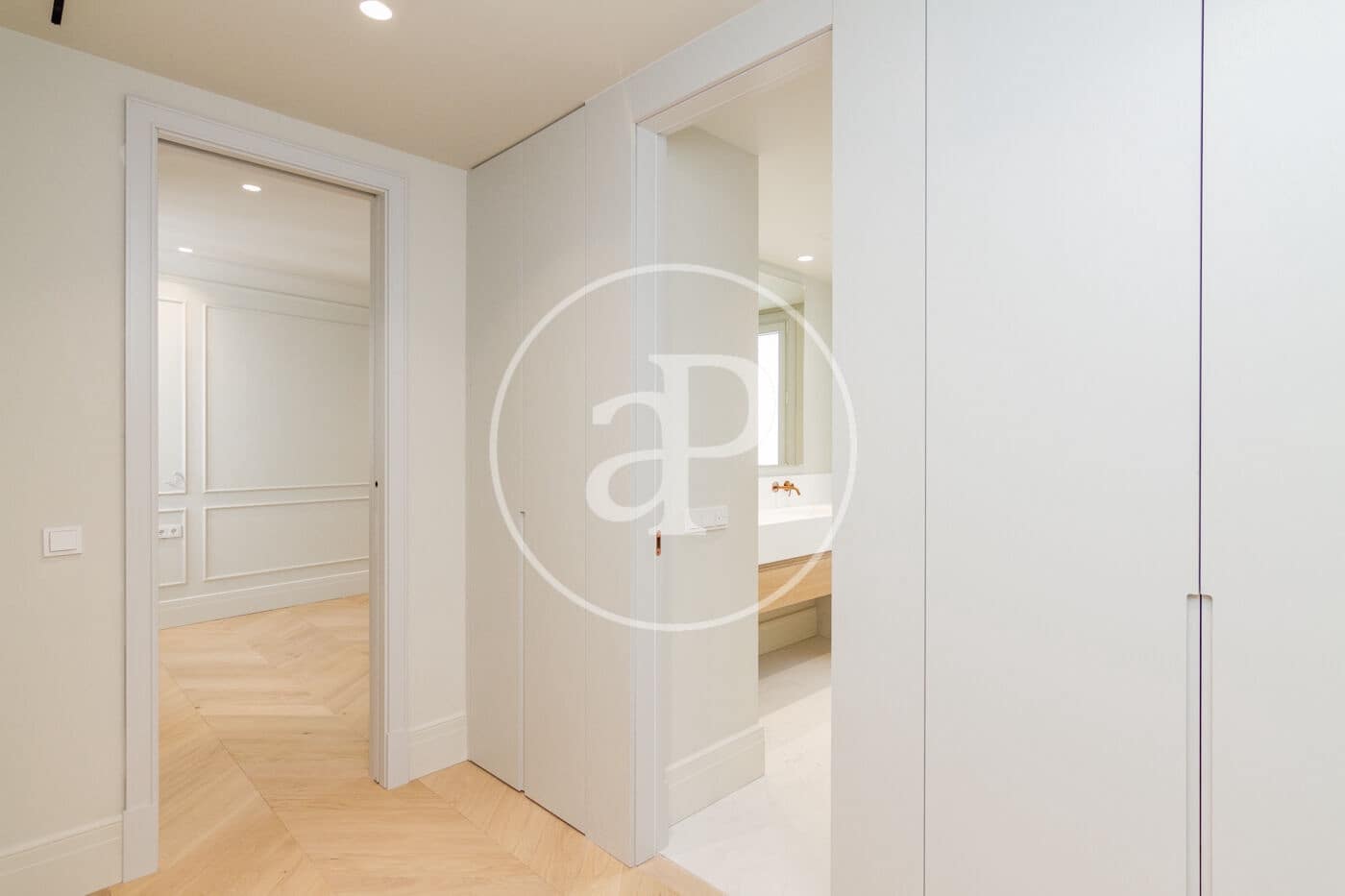 3 sovrum Lägenhet att hyra i Madrid stad med pool - 5 500 € (Ref: 9452140)