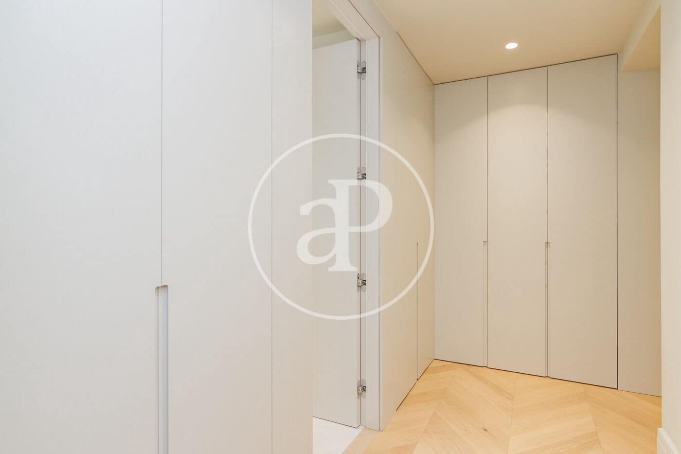 3 sovrum Lägenhet att hyra i Madrid stad med pool - 5 500 € (Ref: 9452140)