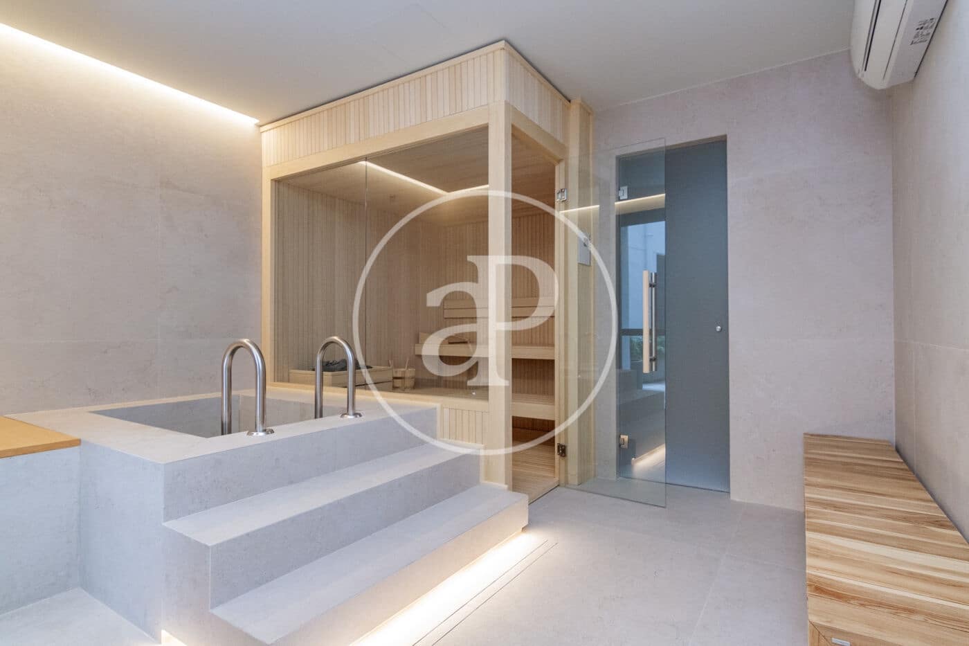 3 sovrum Lägenhet att hyra i Madrid stad med pool - 5 500 € (Ref: 9452140)