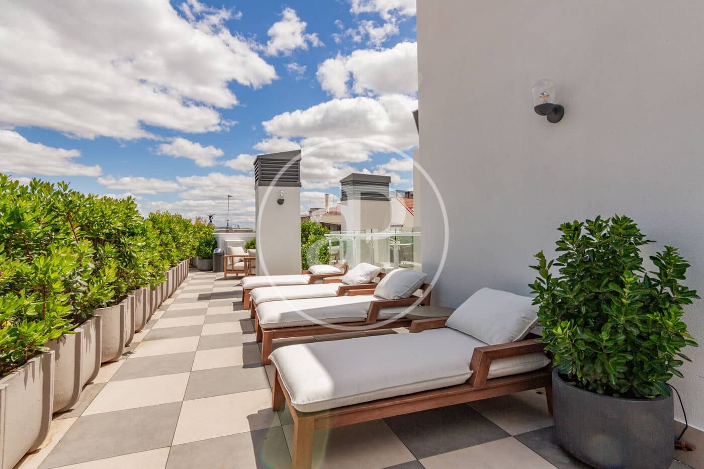 3 sovrum Lägenhet att hyra i Madrid stad med pool - 5 500 € (Ref: 9452140)