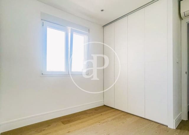 2 soveværelse Penthouse til salg i Arapiles, Madrid by - € 835.000 (Ref: 9456275)