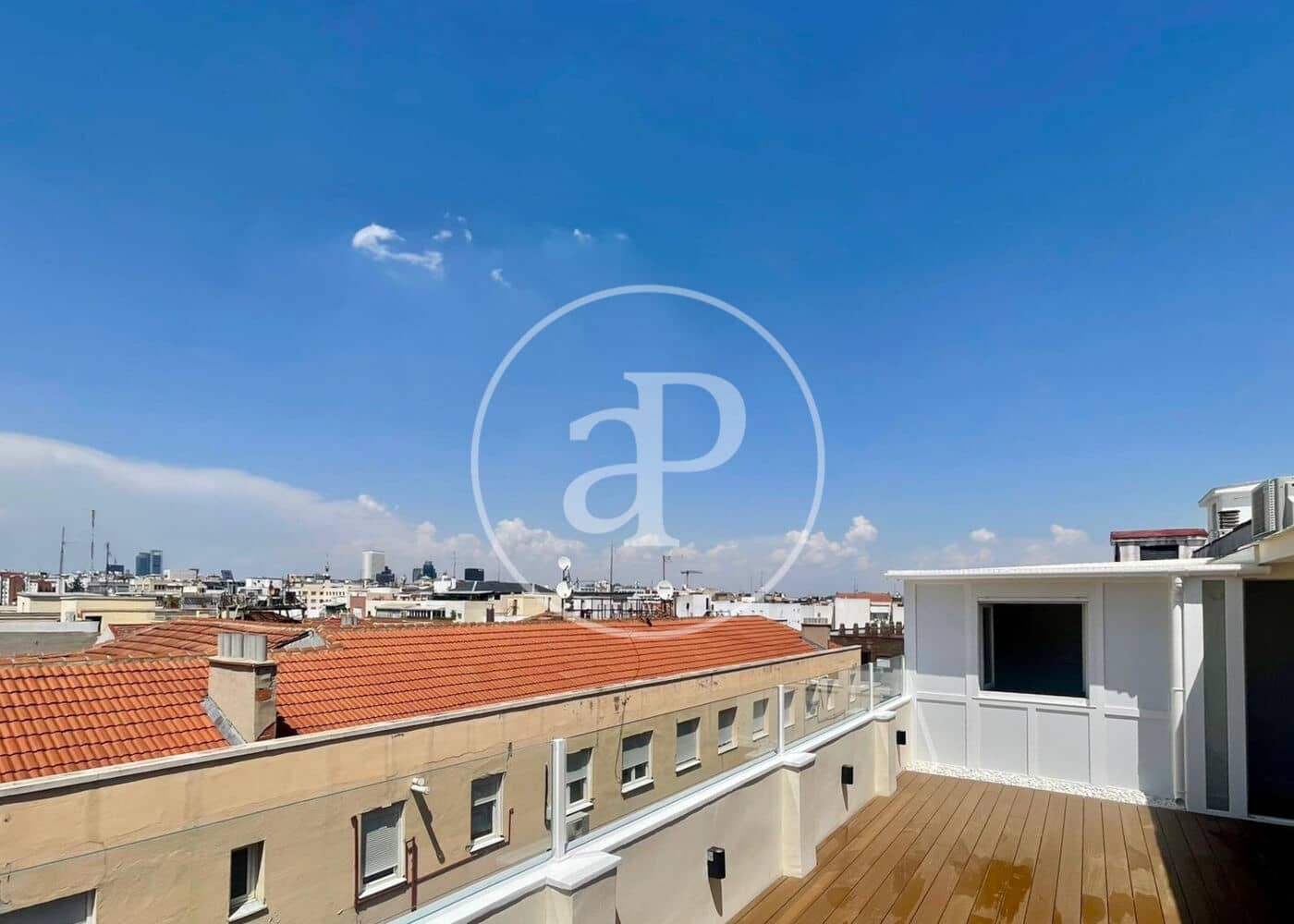 2 slaapkamer Penthouse te koop in Madrid stad - € 835.000 (Ref: 9456275)