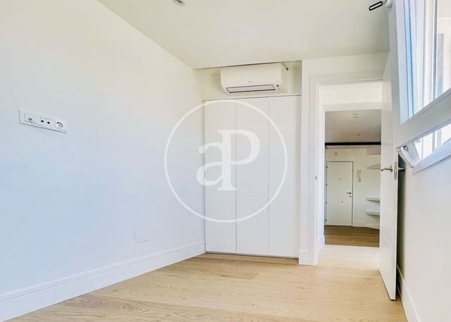 2 soveværelse Penthouse til salg i Arapiles, Madrid by - € 835.000 (Ref: 9456275)