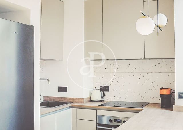 2 soverom Leilighet til salgs i Universidad, Madrid by - € 579 000 (Ref: 9456276)