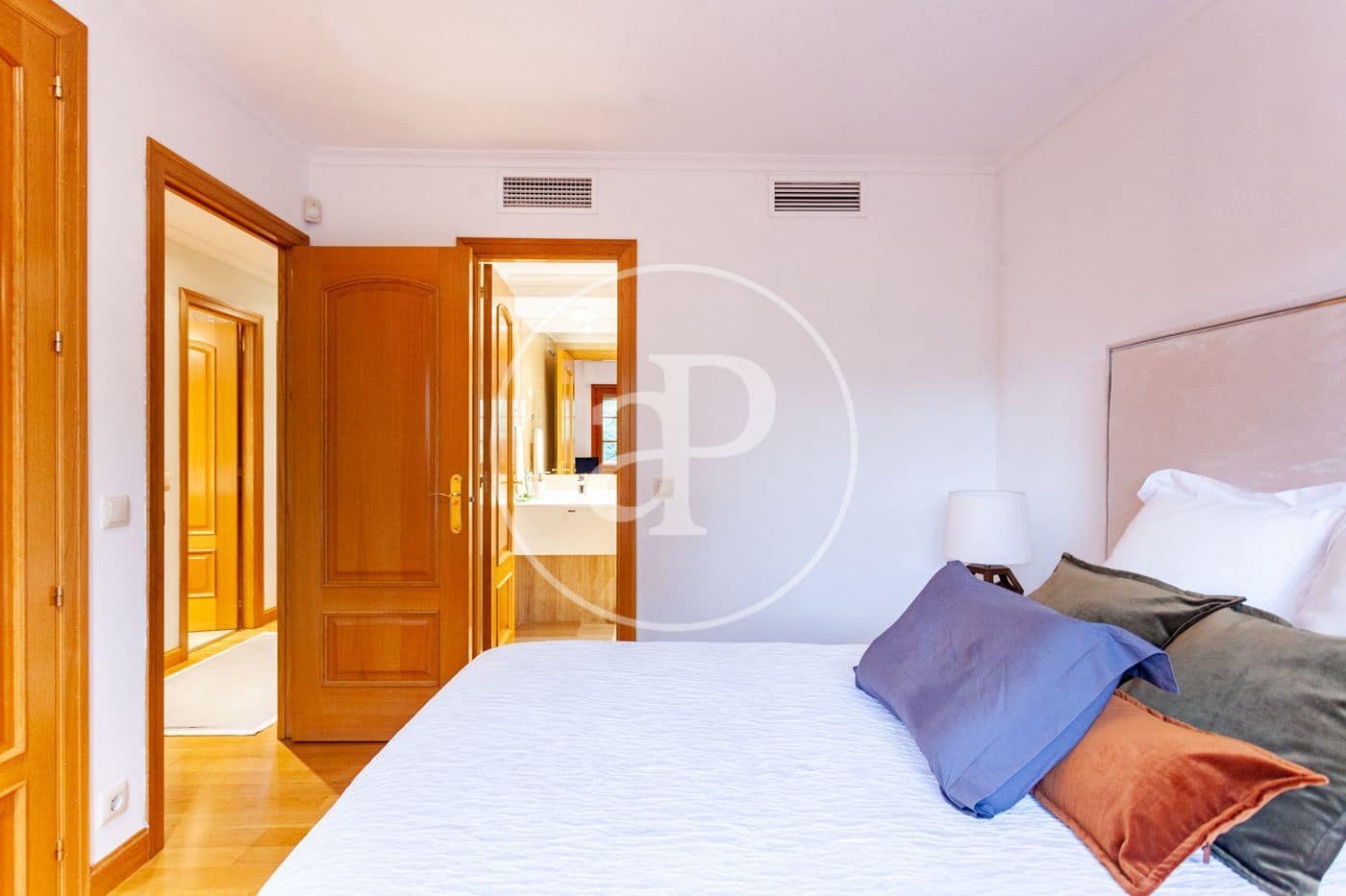 6 soveværelse Villa til salg i Las Rozas de Madrid med swimmingpool - € 1.449.000 (Ref: 9456277)