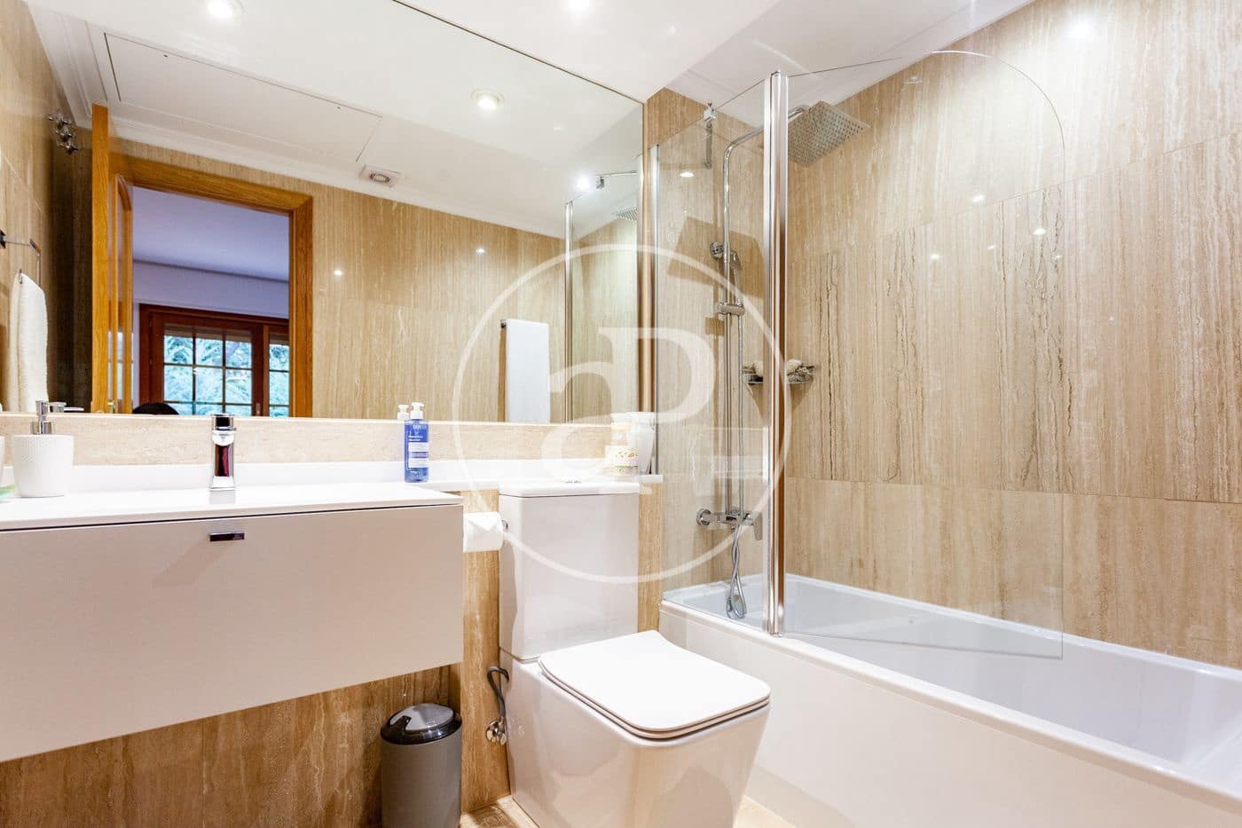 6 soveværelse Villa til salg i Las Rozas de Madrid med swimmingpool - € 1.449.000 (Ref: 9456277)