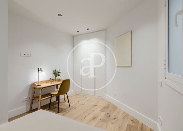 Apartamento de 3 habitaciones en Universidad, Madrid ciudad en venta - 1.350.000 € (Ref: 9456281)