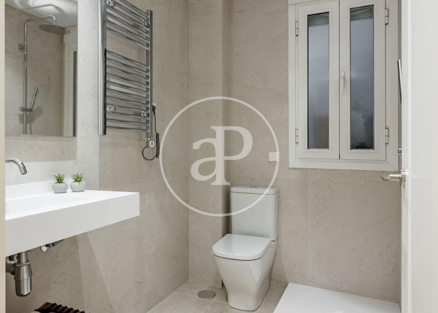 3 bedroom Apartment for sale in Madrid city - € 1,350,000 (Ref: 9456281)
