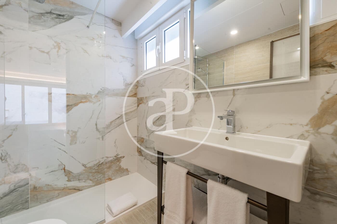 4 camera da letto Appartamento da affittare in Madrid citta - 5.300 € (Rif: 9462091)