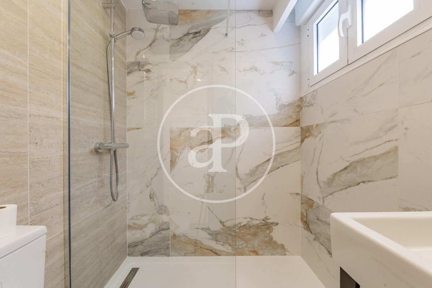 4 camera da letto Appartamento da affittare in Madrid citta - 5.300 € (Rif: 9462091)