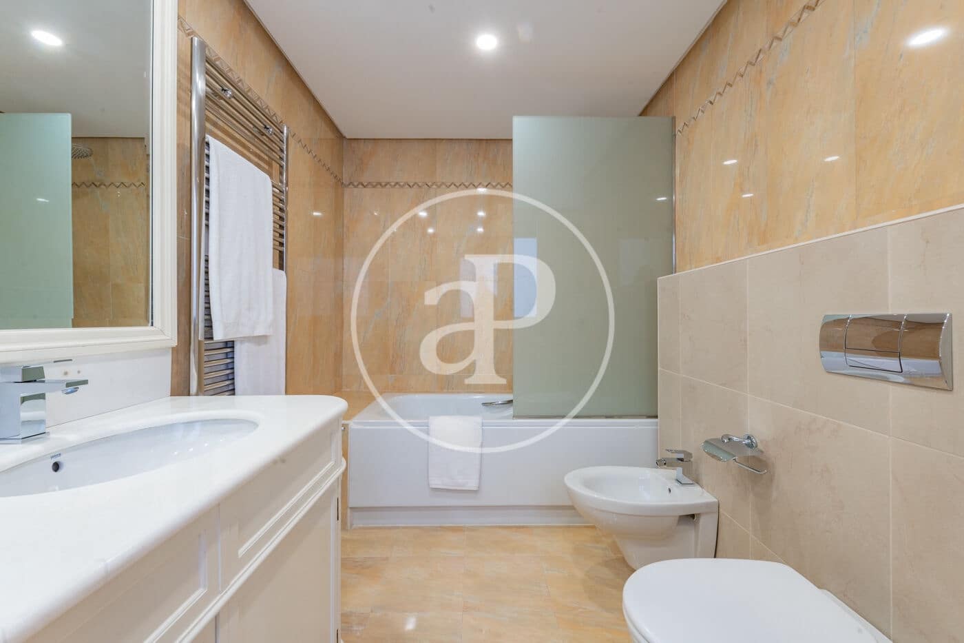 4 camera da letto Appartamento da affittare in Madrid citta - 5.300 € (Rif: 9462091)