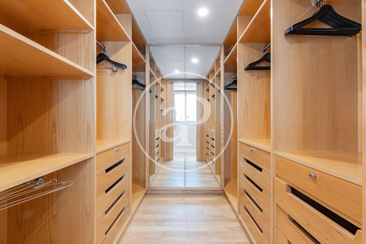 4 camera da letto Appartamento da affittare in Madrid citta - 5.300 € (Rif: 9462091)