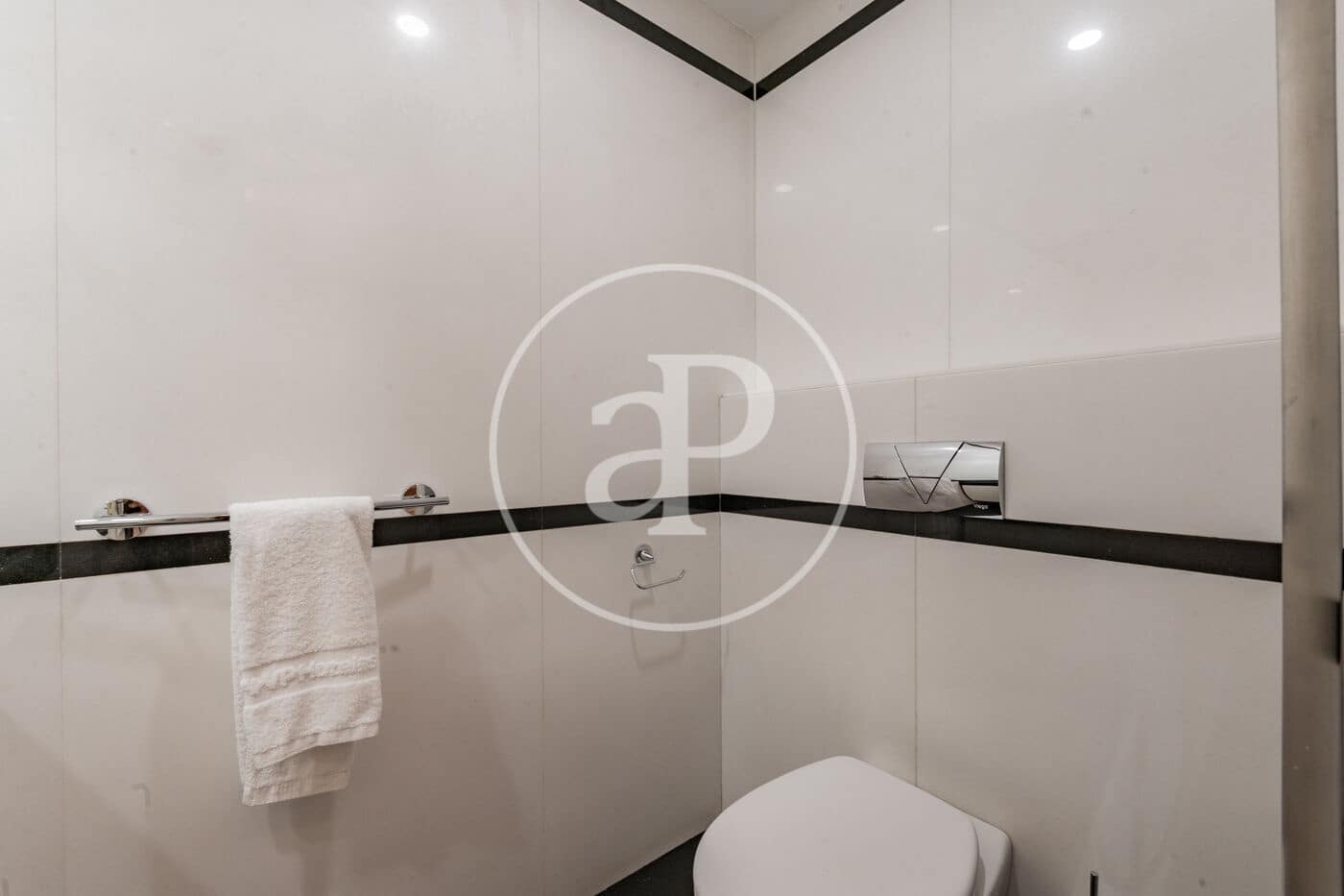 4 camera da letto Appartamento da affittare in Madrid citta - 5.300 € (Rif: 9462091)