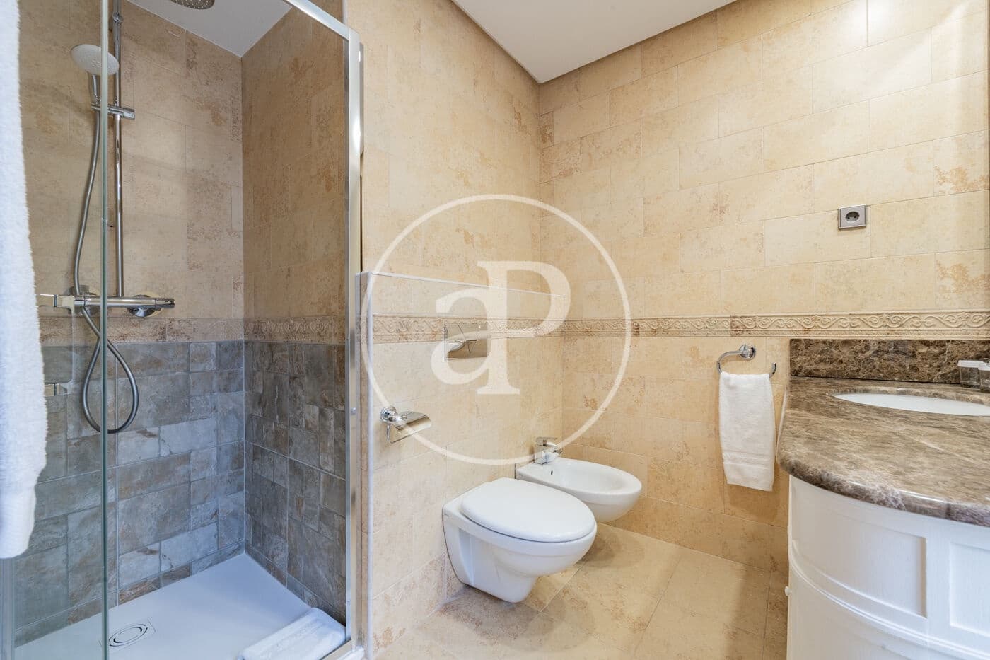 4 camera da letto Appartamento da affittare in Madrid citta - 5.300 € (Rif: 9462091)