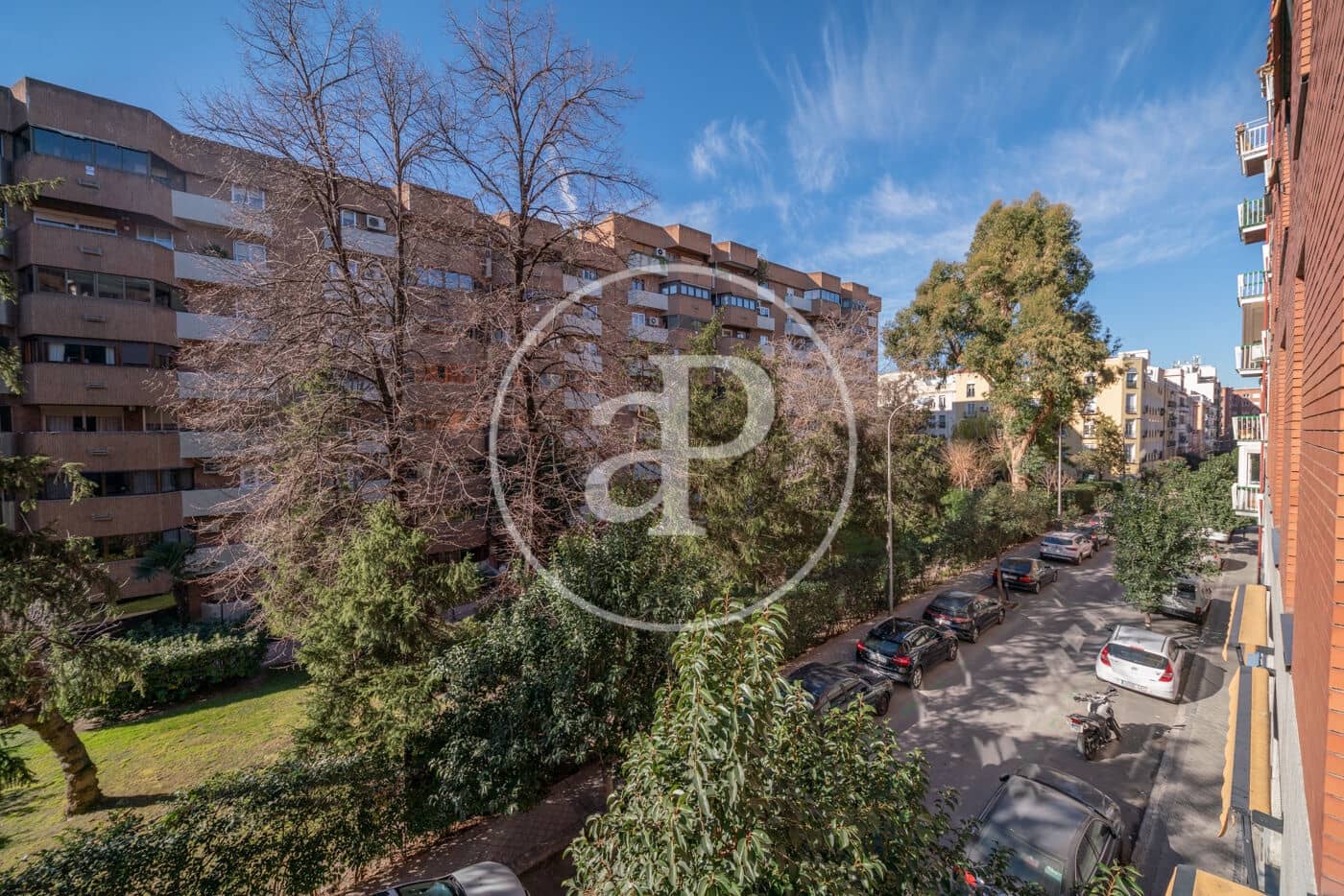 3 slaapkamer Appartement te huur in Madrid stad met zwembad - € 1.850 (Ref: 9462092)