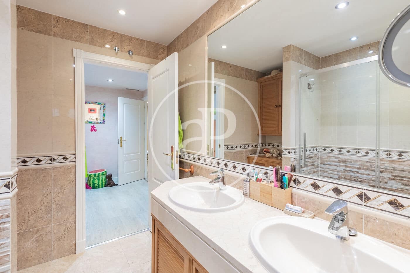 5 makuuhuone Huvila myytävänä paikassa San Sebastian de los Reyes mukana uima-altaan - 1 179 900 € (Ref: 9462093)