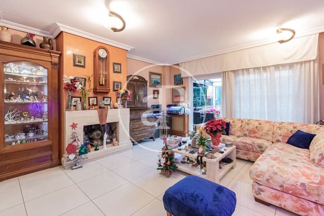 5 sypialnia Willa na sprzedaż w San Sebastián de los Reyes z basenem - 1 179 900 € (Ref: 9462093)