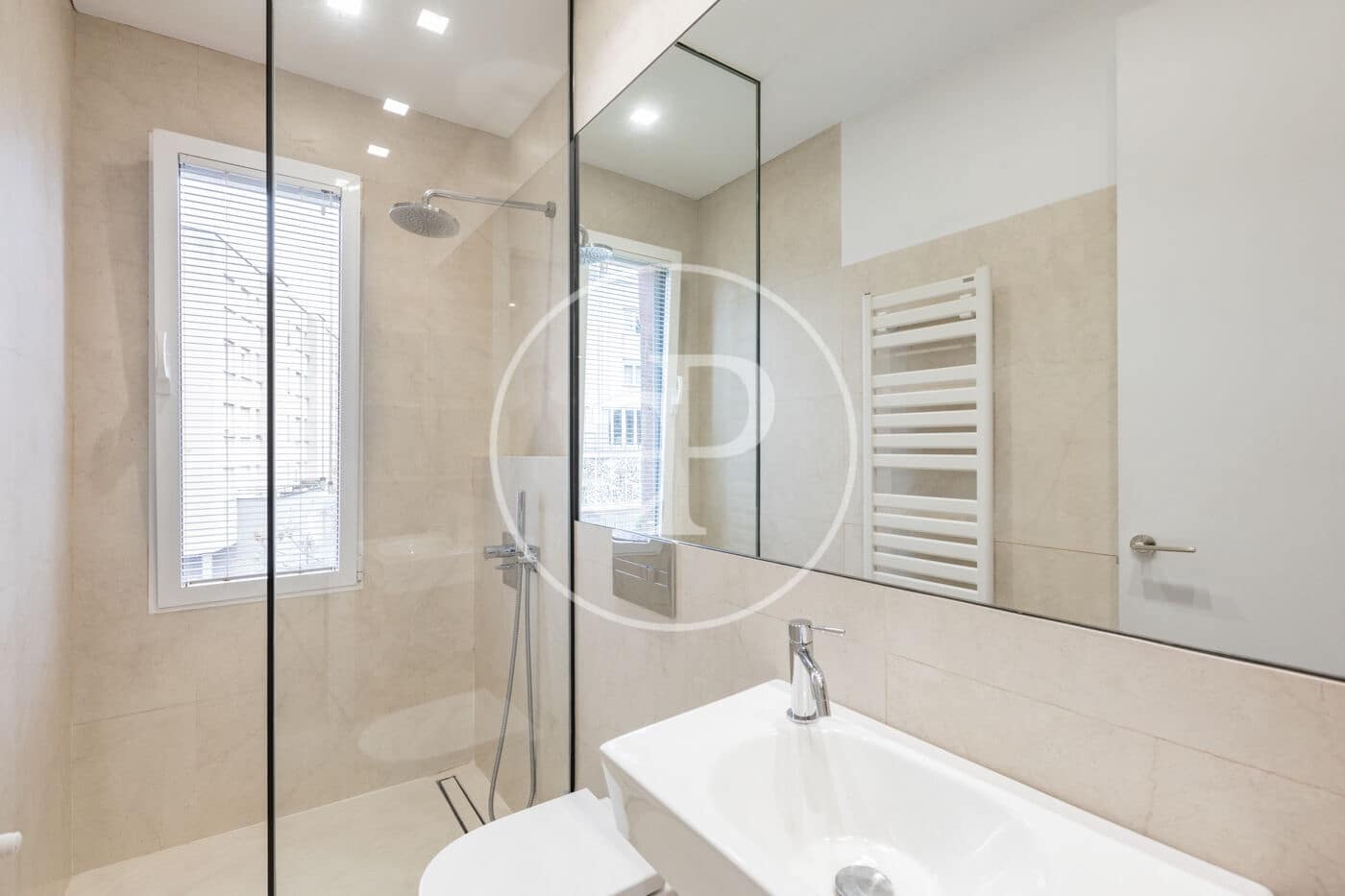 2 makuuhuone Huoneisto vuokrattavana paikassa Madrid kaupunki - 2 000 € (Ref: 9462094)