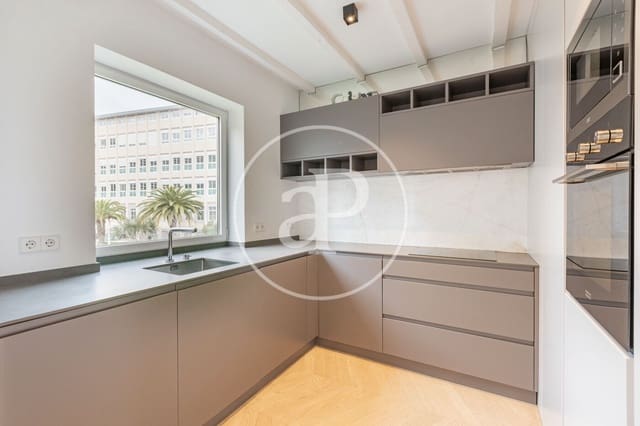 2 makuuhuone Huoneisto vuokrattavana paikassa Hispanoamérica, Madrid kaupunki - 2 000 € (Ref: 9462094)