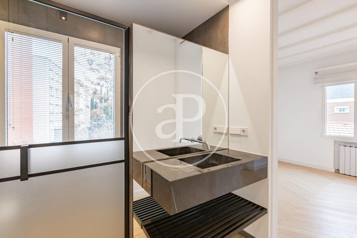 2 makuuhuone Huoneisto vuokrattavana paikassa Madrid kaupunki - 2 000 € (Ref: 9462094)