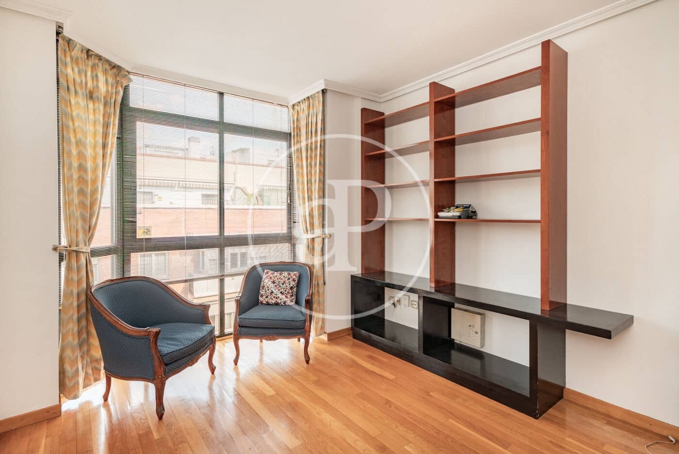 1 slaapkamer Appartement te huur in Madrid stad met zwembad - € 1.400 (Ref: 9462095)