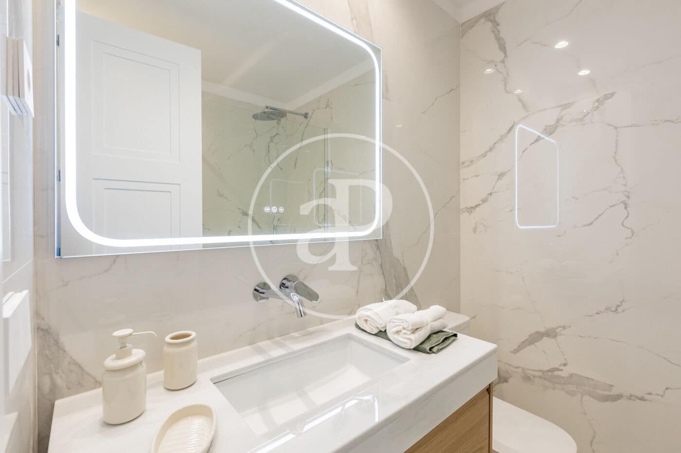 3 makuuhuone Kattohuoneisto myytävänä paikassa Madrid kaupunki - 2 200 000 € (Ref: 9462096)