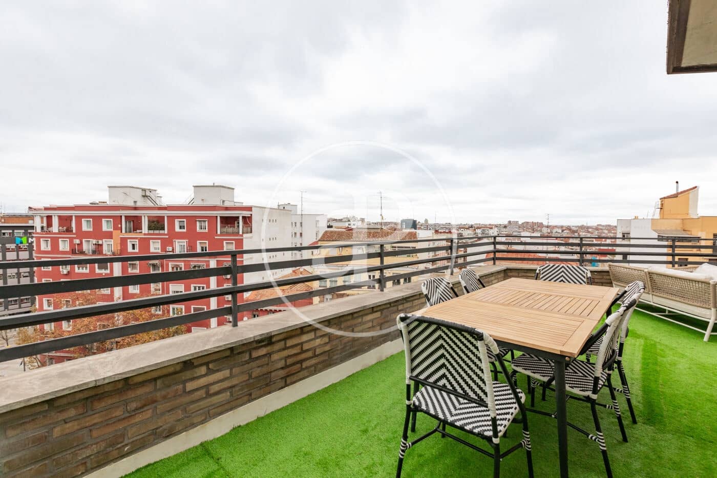 3 makuuhuone Kattohuoneisto myytävänä paikassa Madrid kaupunki - 2 200 000 € (Ref: 9462096)