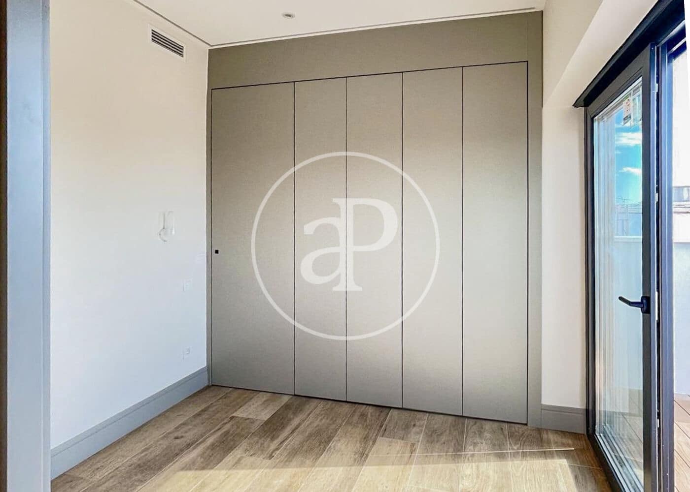 Ático de 2 habitaciones en Madrid ciudad en venta - 1.150.000 € (Ref: 9465764)