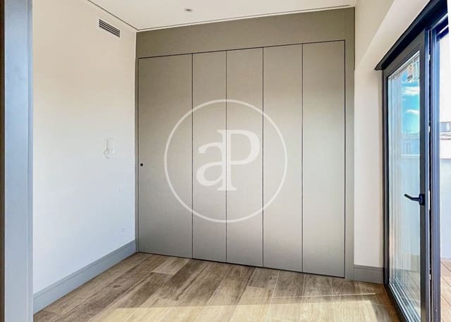 Ático de 2 habitaciones en Rios Rosas, Madrid ciudad en venta - 1.150.000 € (Ref: 9465764)