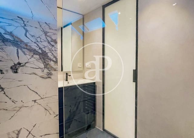 2 quarto Penthouse para venda em Rios Rosas, Madrid cidade - 1 150 000 € (Ref: 9465764)