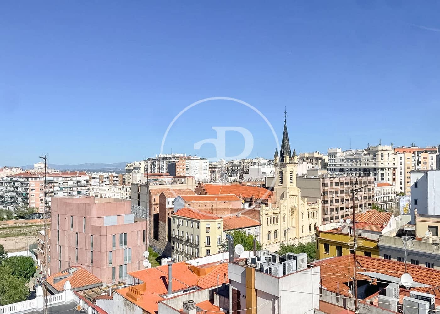 2 makuuhuone Kattohuoneisto myytävänä paikassa Madrid kaupunki - 1 070 000 € (Ref: 9465764)