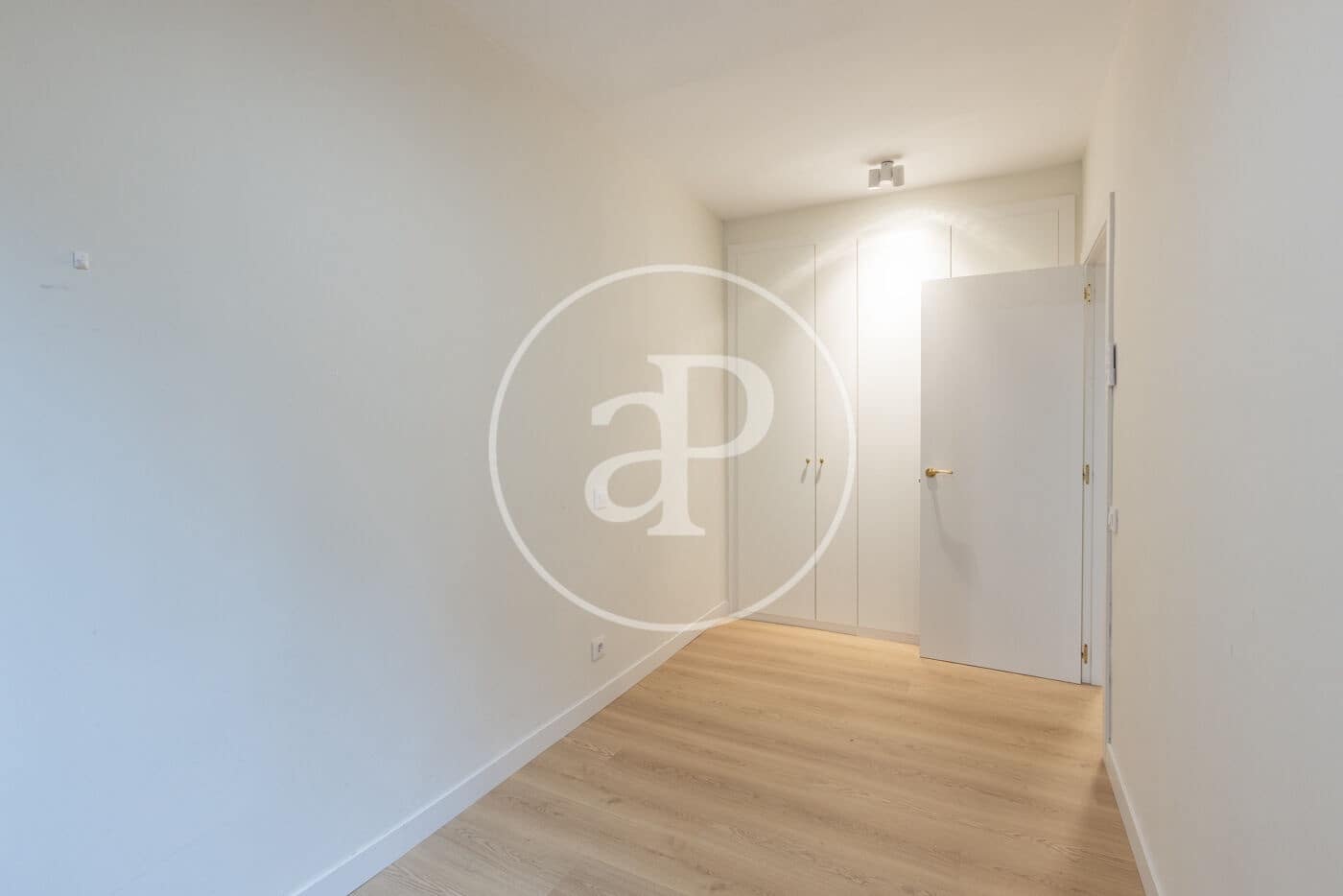 3 bedroom Apartment for rent in Madrid city with pool - € 2,900 (Ref: 9465765)