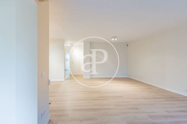 3 slaapkamer Appartement te huur in Ciudad Universitaria, Madrid stad met zwembad - € 2.900 (Ref: 9465765)