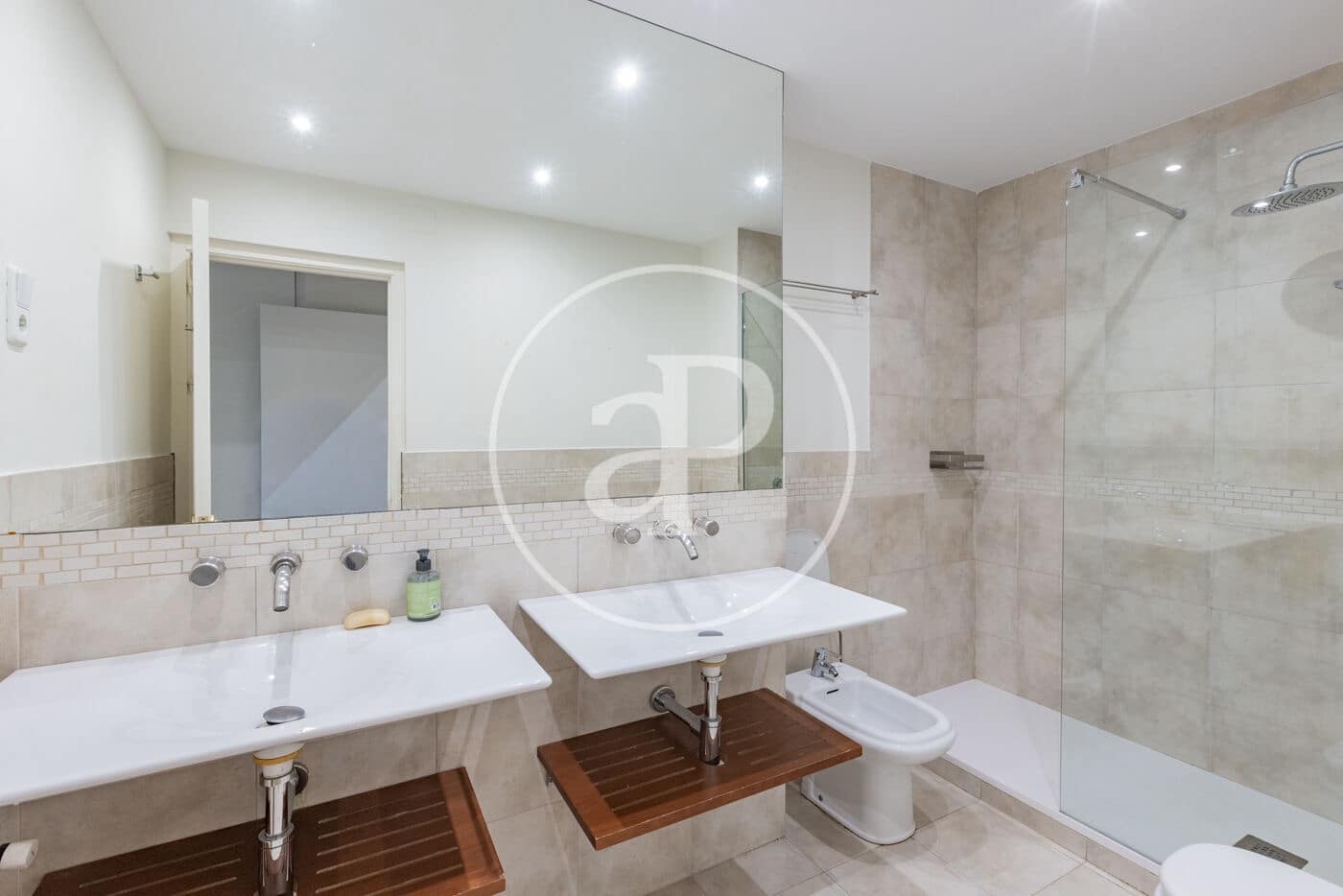 3 bedroom Apartment for rent in Madrid city with pool - € 2,900 (Ref: 9465765)