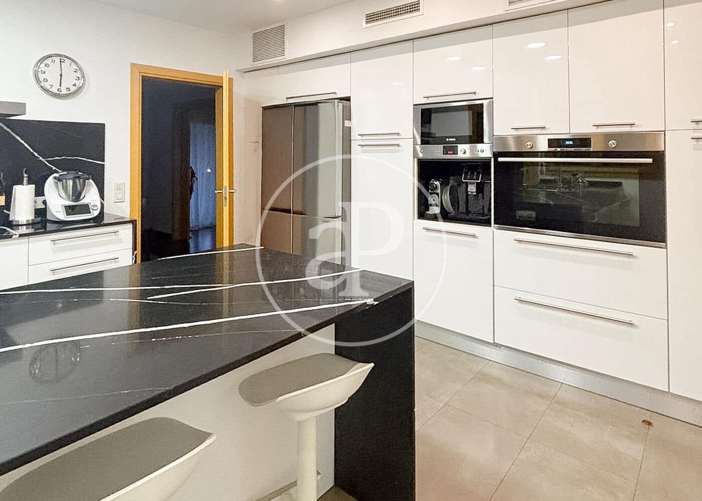 Chalet de 5 habitaciones en San Sebastián de los Reyes en venta con piscina - 1.850.000 € (Ref: 9465767)