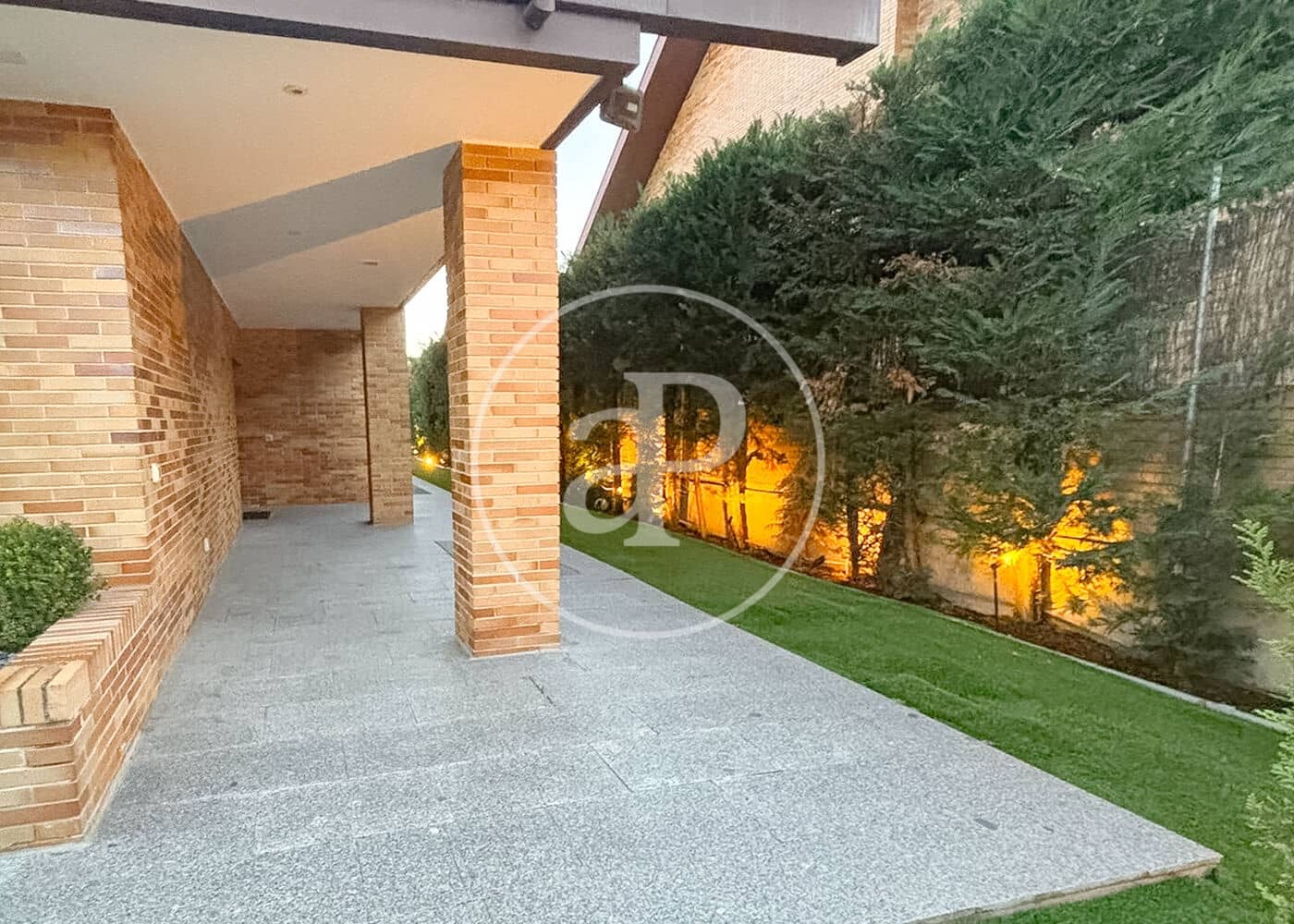 Chalet de 5 habitaciones en San Sebastián de los Reyes en venta con piscina - 1.850.000 € (Ref: 9465767)