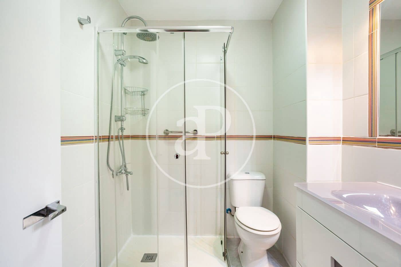 3 slaapkamer Appartement te huur in Madrid stad - € 1.950 (Ref: 9465768)