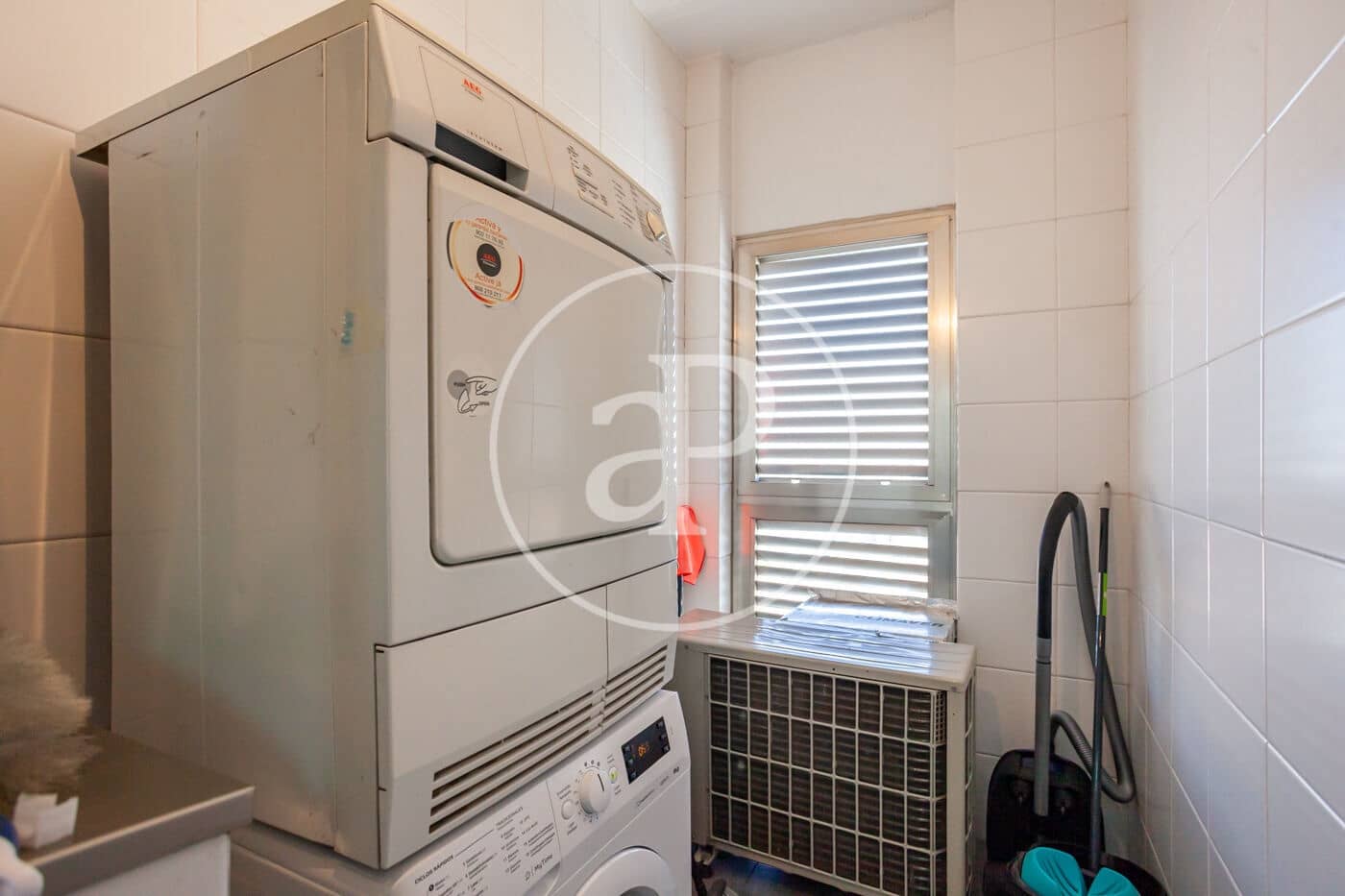 1 soverom Leilighet til leie i Madrid by med svømmebasseng - € 1 500 (Ref: 9465769)