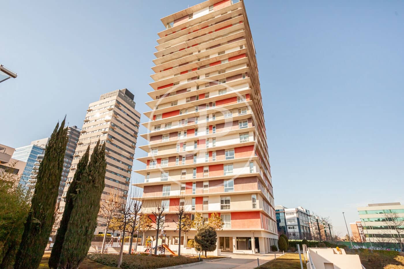 1 soverom Leilighet til leie i Madrid by med svømmebasseng - € 1 500 (Ref: 9465769)