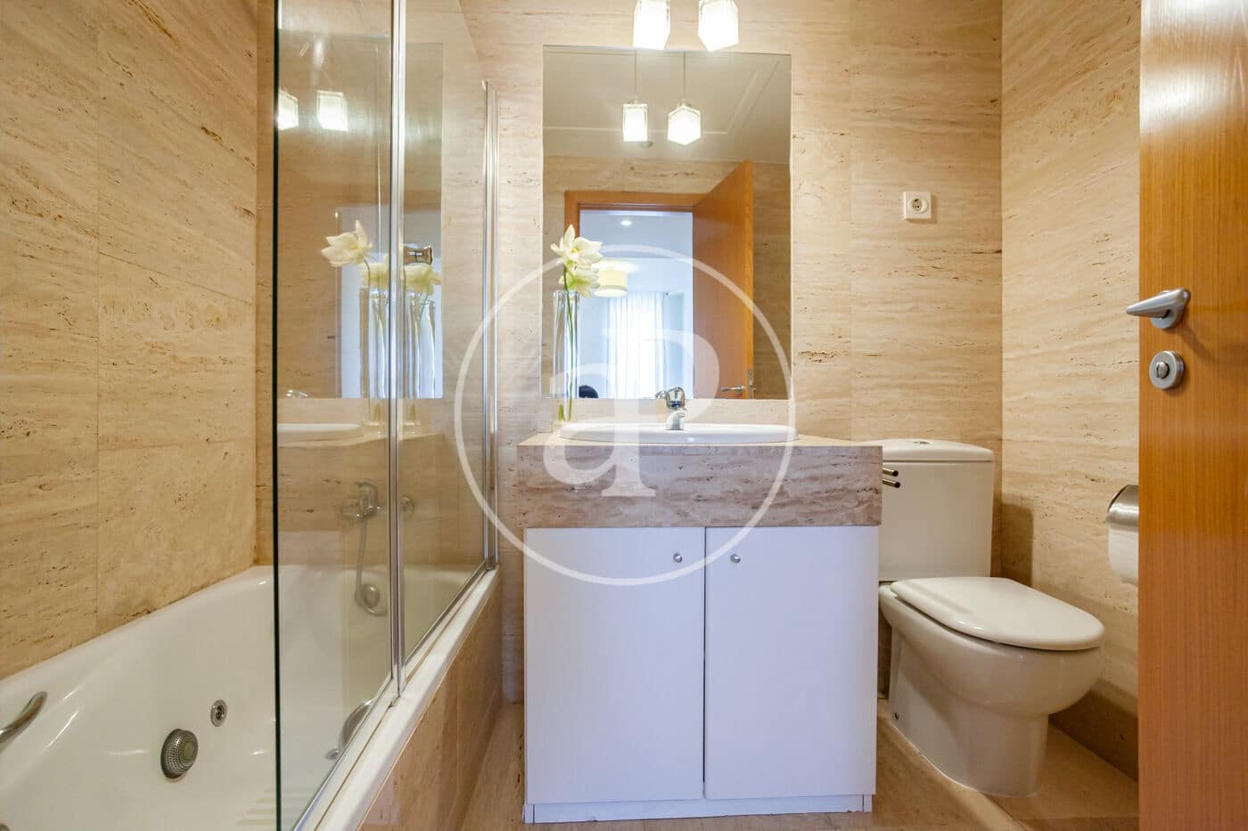 1 soverom Leilighet til leie i Madrid by med svømmebasseng - € 1 500 (Ref: 9465769)